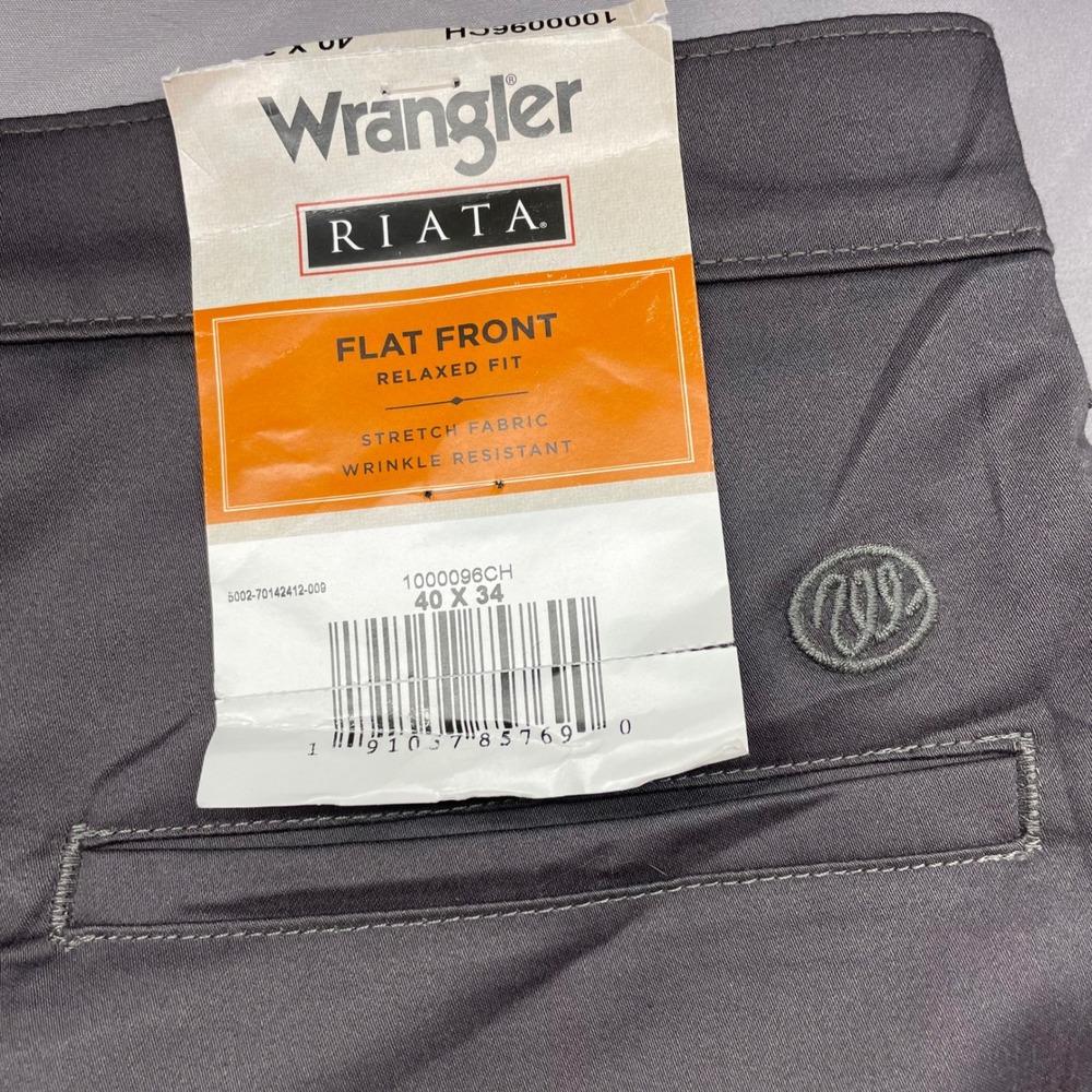 Wrangler Riata Mens 40x34 Gray Flat Front Relaxed Fit Stretch Pants NWT Workwear